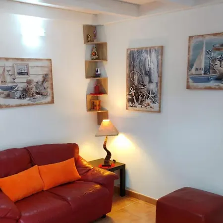 Apartman Comfy Sardinian Retreat With Pool Access